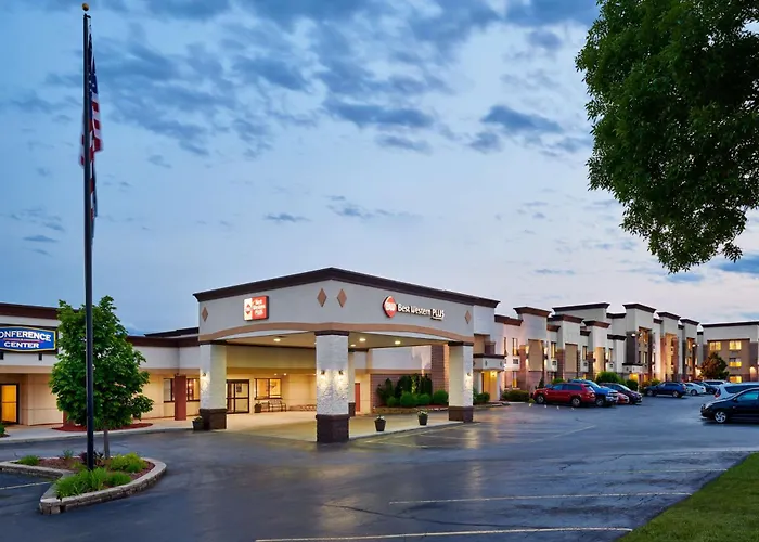 3 star hotel: Best Western Plus Milwaukee Airport Hotel & Conference Center